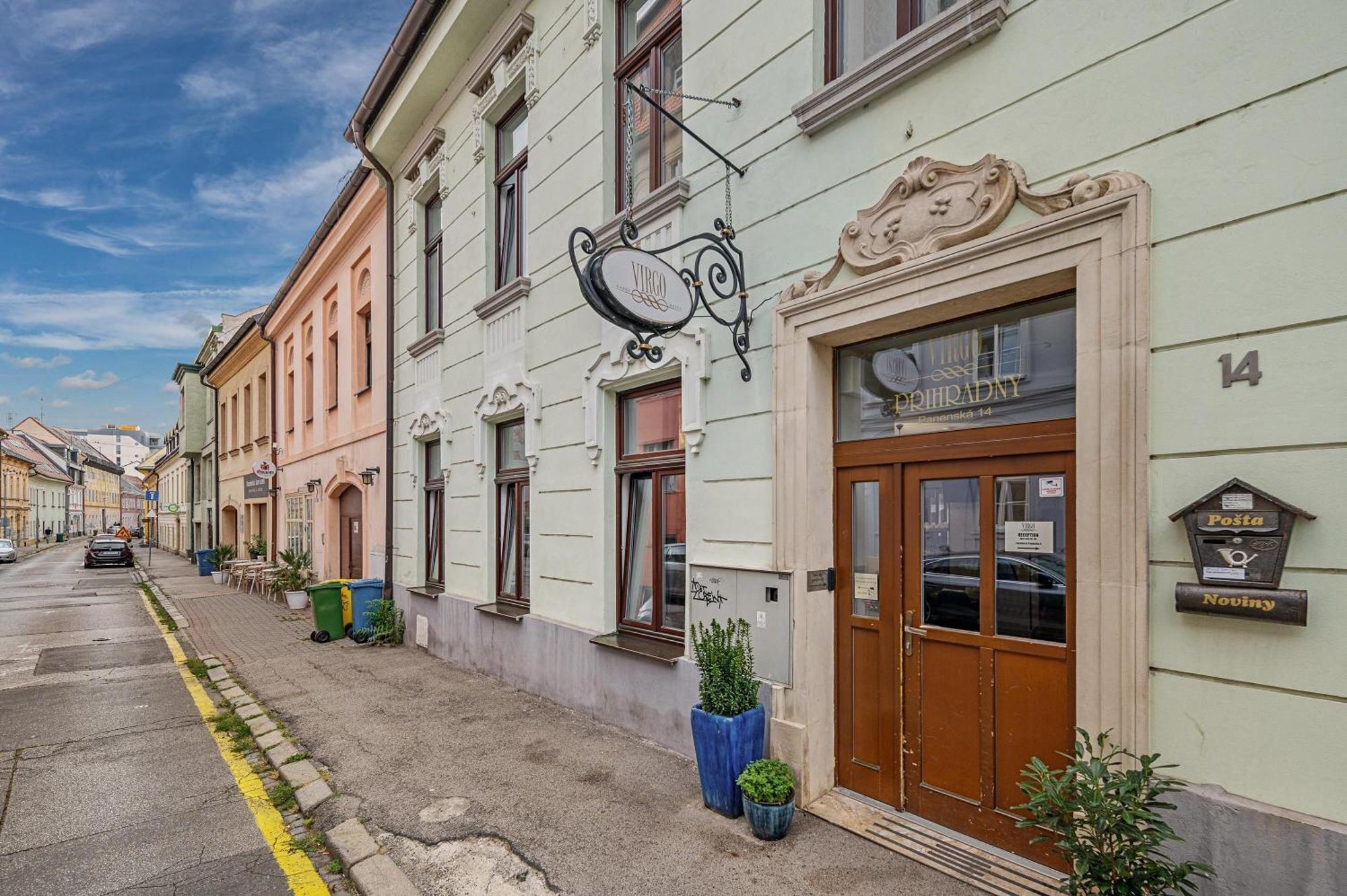 Garni Hotel Virgo Bratislava Exterior foto